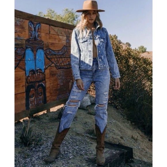 Bay Apache Florica Diamond J for Justin Western Boots - Picture 2 of 11